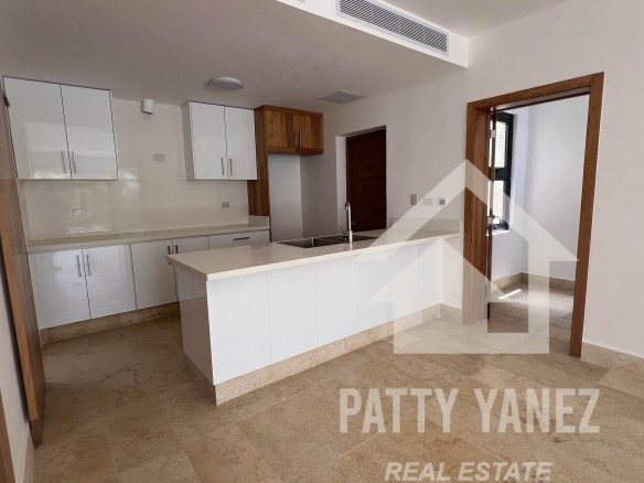 Playa Dorada – Villa de 2 dormitorios en venta en Puerto Plata