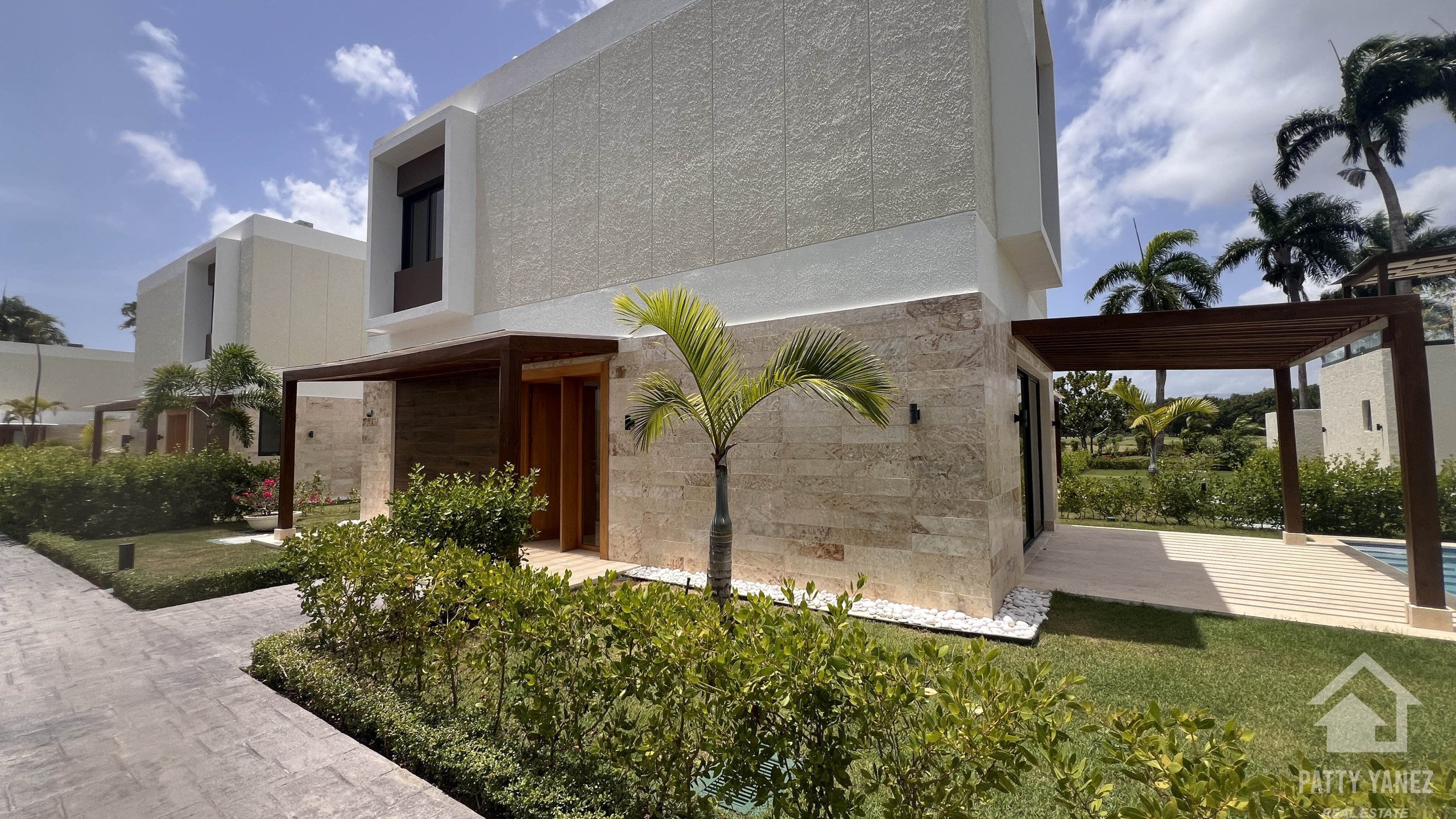 Playa Dorada – Villa de 2 dormitorios en venta en Puerto Plata