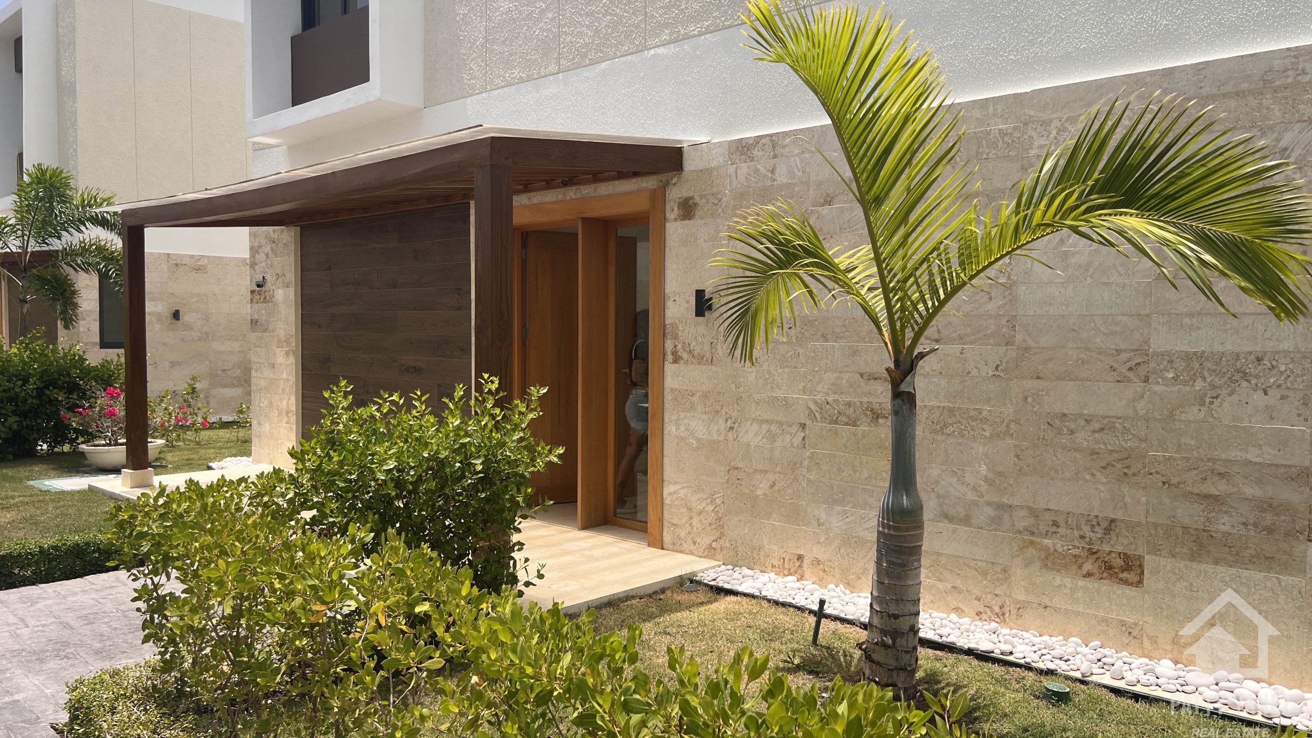 Playa Dorada – Villa de 2 dormitorios en venta en Puerto Plata