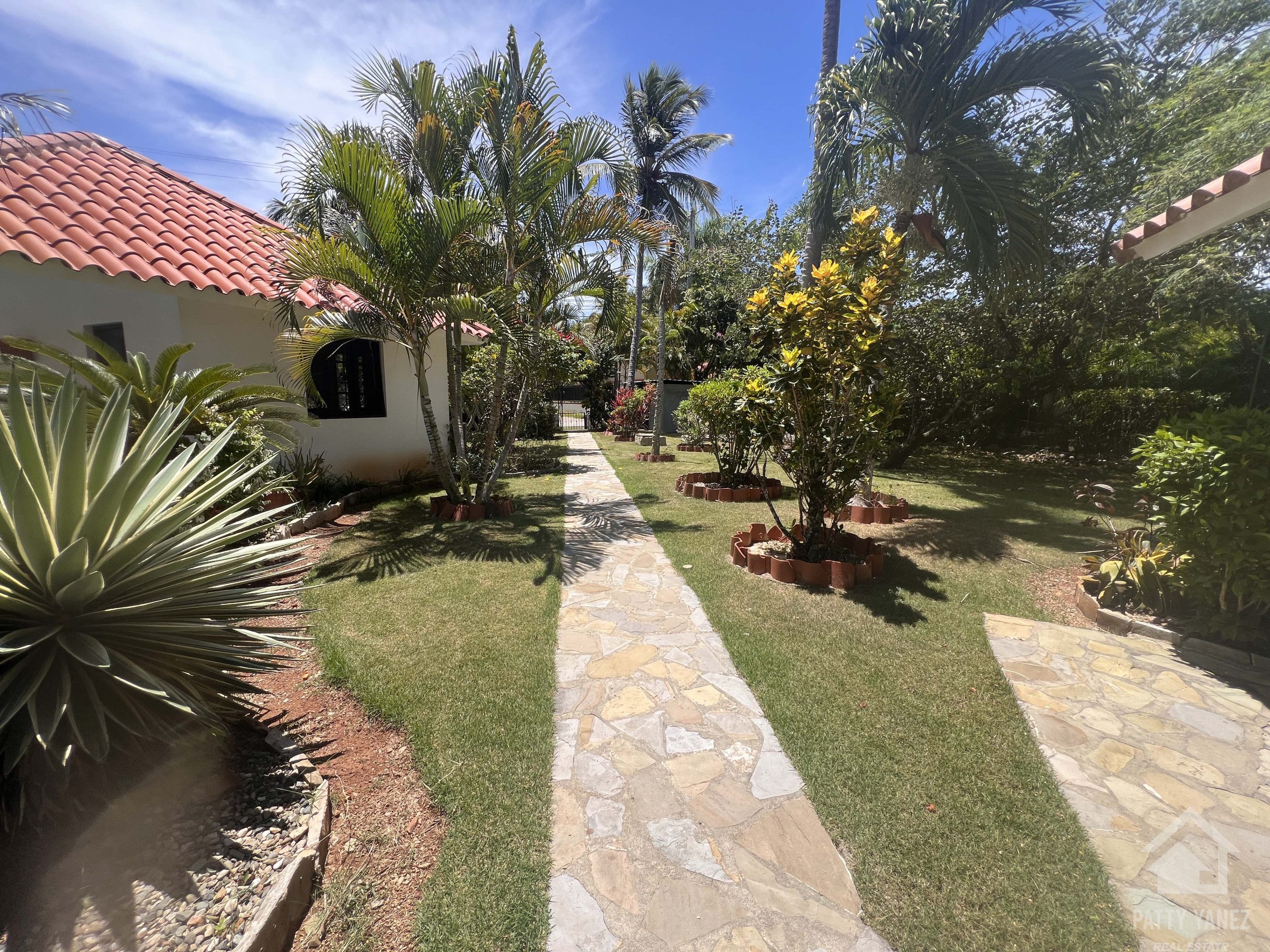 Bed & Breakfast Studio Complex for Sale Near the Ocean
