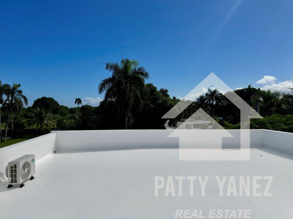 Luxury 3-Bedroom Villa for Sale in Gated Community Near the Beach – Dominican Republic