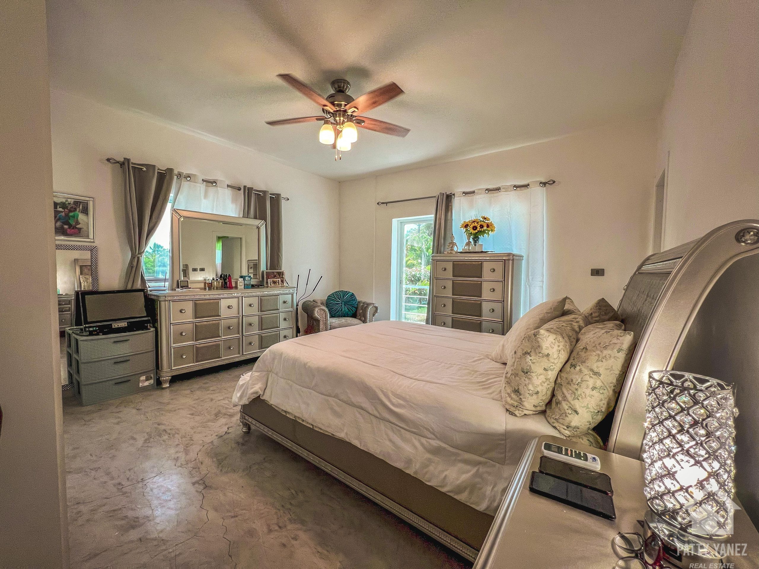 Amplio departamento de 2 habitaciones en el corazón de Encuentro – 230 000 USD