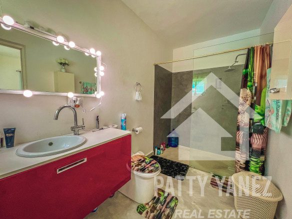 Amplio departamento de 2 habitaciones en el corazón de Encuentro – 230 000 USD