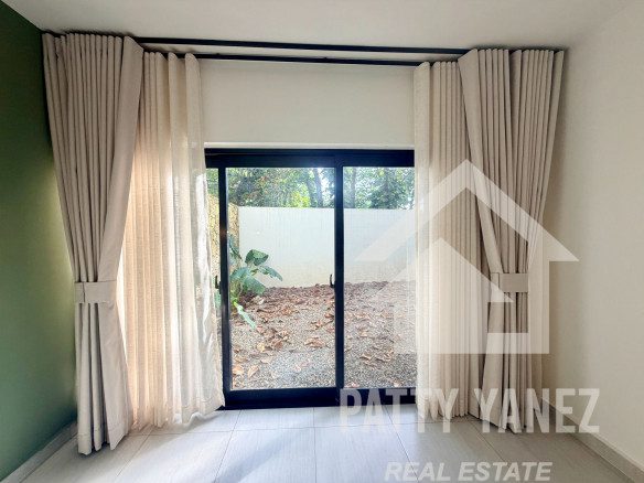 Apartamento de un dormitorio con vista al jardín en venta en Encuentro, República Dominicana