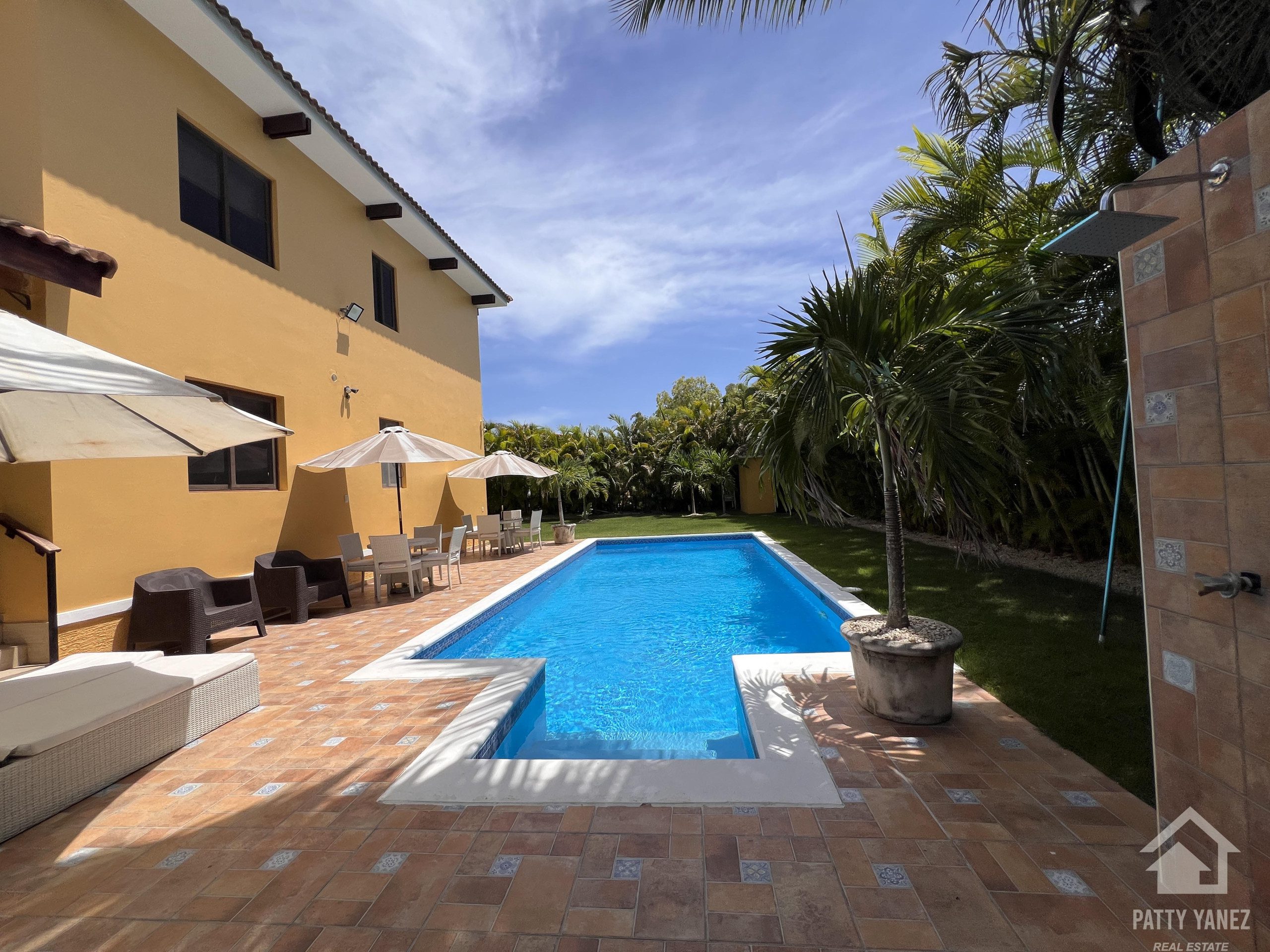 Villa for Sale in Sosúa – Steps from the Beach.