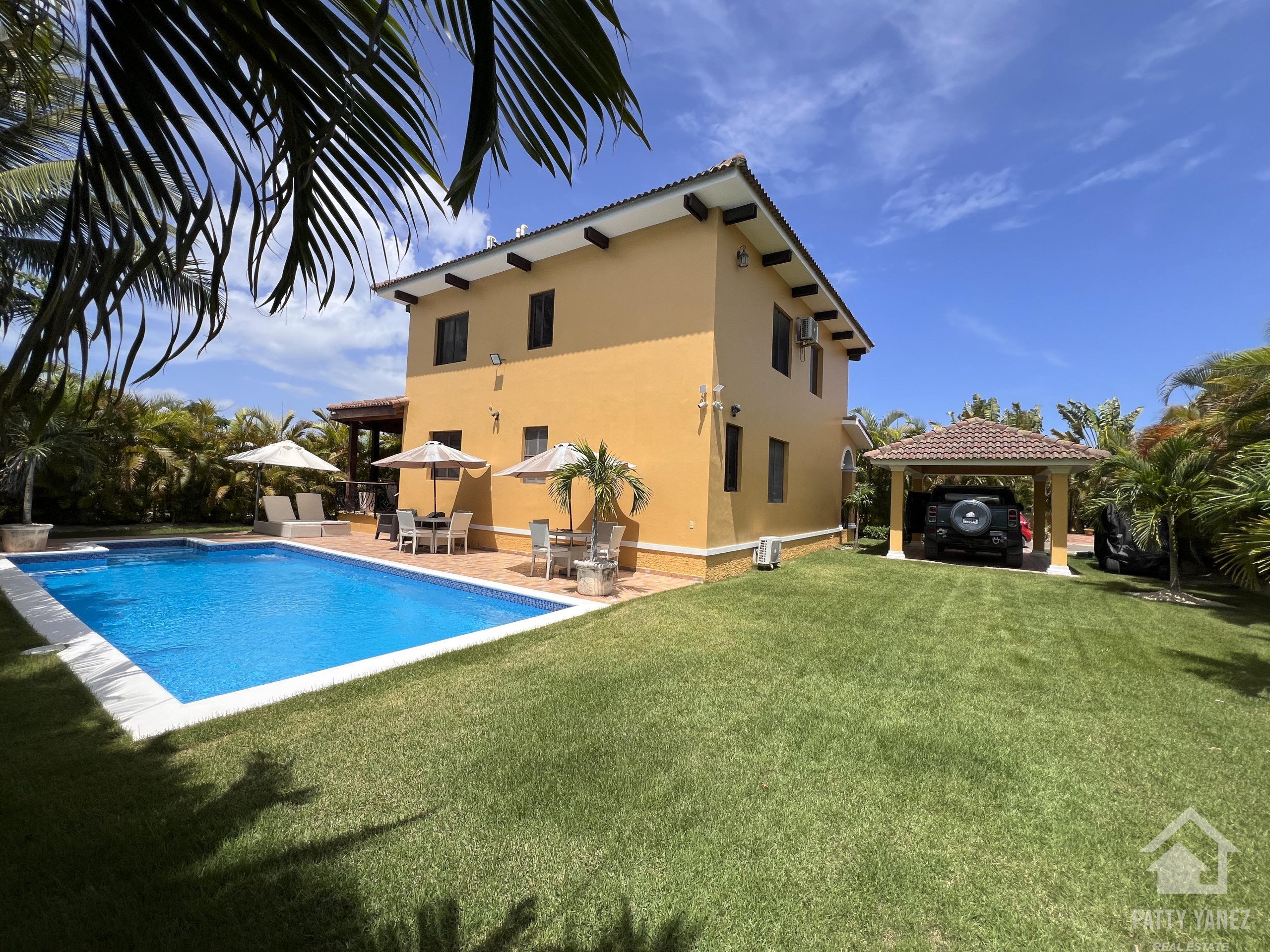Villa for Sale in Sosúa – Steps from the Beach.