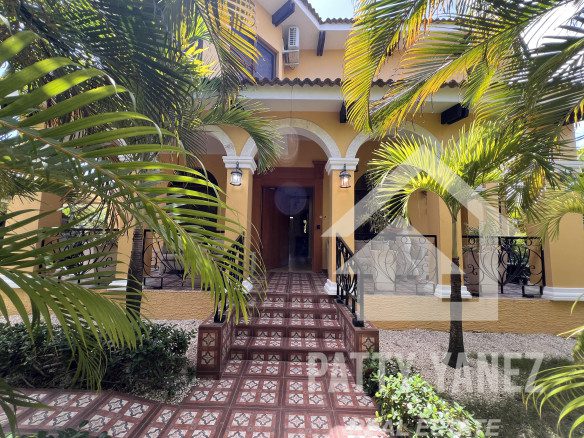 Villa for Sale in Sosúa – Steps from the Beach.