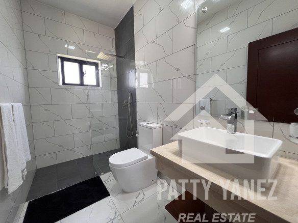 Villa for Sale in Sosúa gated comunity– Steps from the Beach.