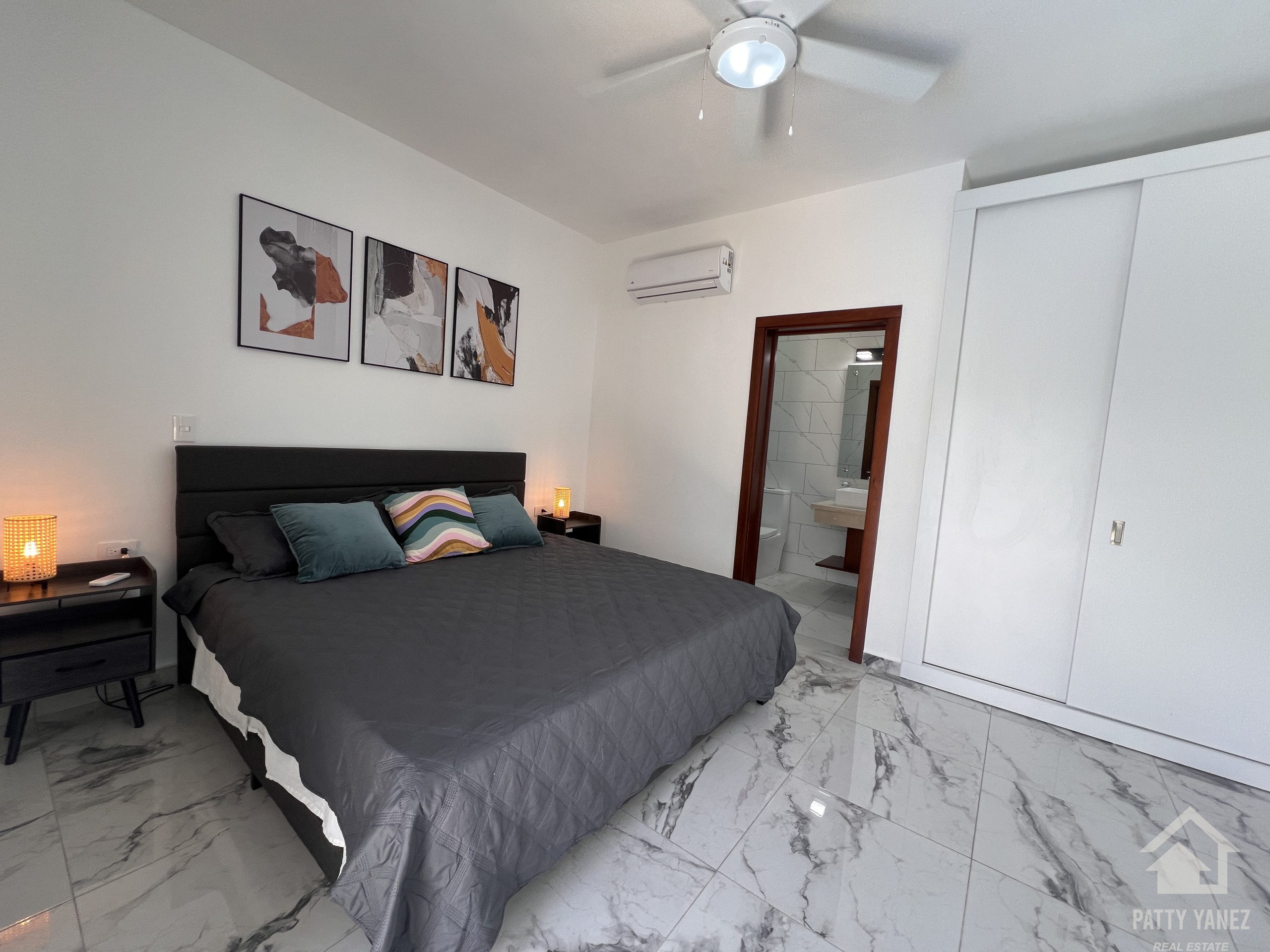 Villa for Sale in Sosúa gated comunity– Steps from the Beach.
