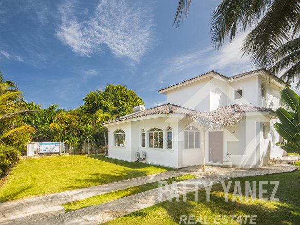 Modern Villa for Sale in Encuentro — North Coast of the Dominican Republic