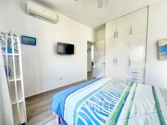 Encantadora villa de 3 dormitorios con vistas a la laguna y paneles solares – Cabarete, República Dominicana