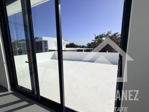 Modern Penthouse in Encuentro Beach