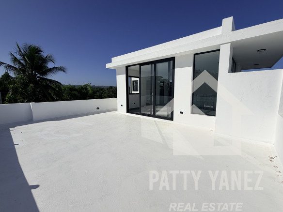 Modern Penthouse in Encuentro Beach