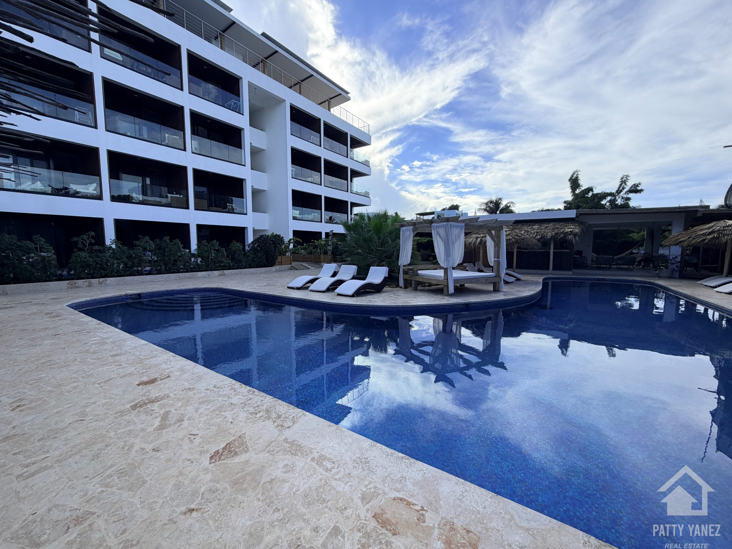 Encuentro Beach Condo for Sale – Modern 1-Bedroom in Prime Location