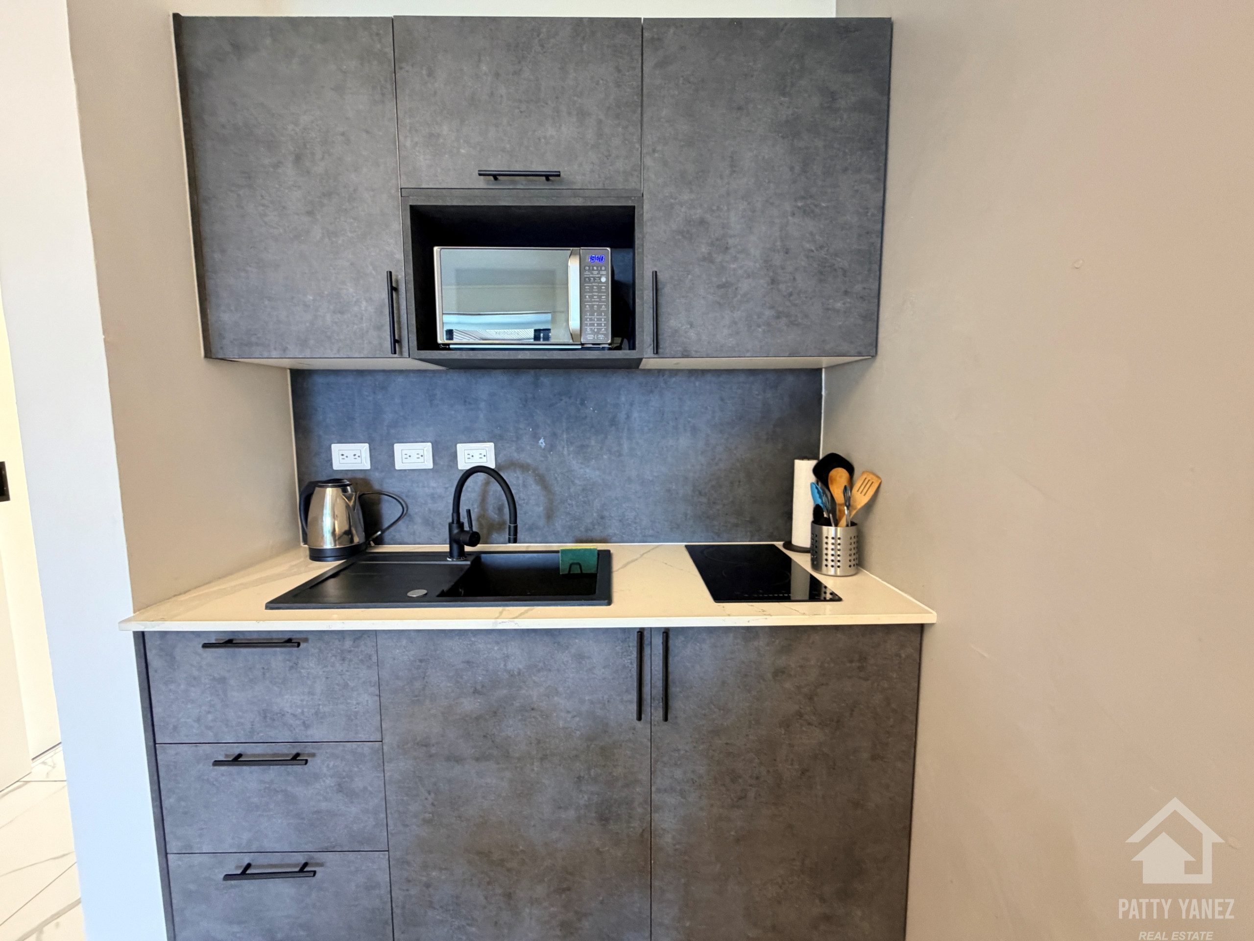 Encuentro Beach Condo for Sale – Modern 1-Bedroom in Prime Location