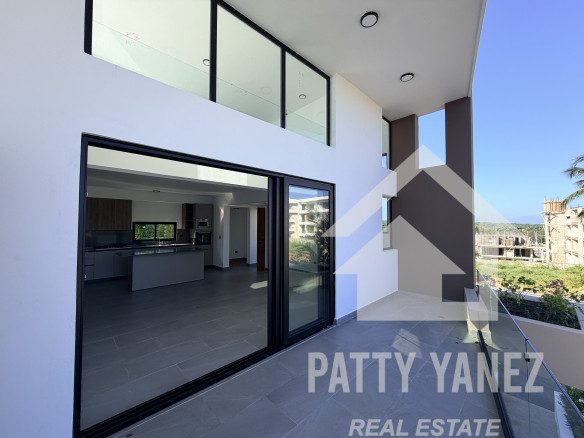 Modern Penthouse in Encuentro Beach