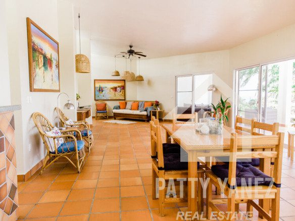 3-Bedroom Oceanview Villa in Playa Grande, Cabrera
