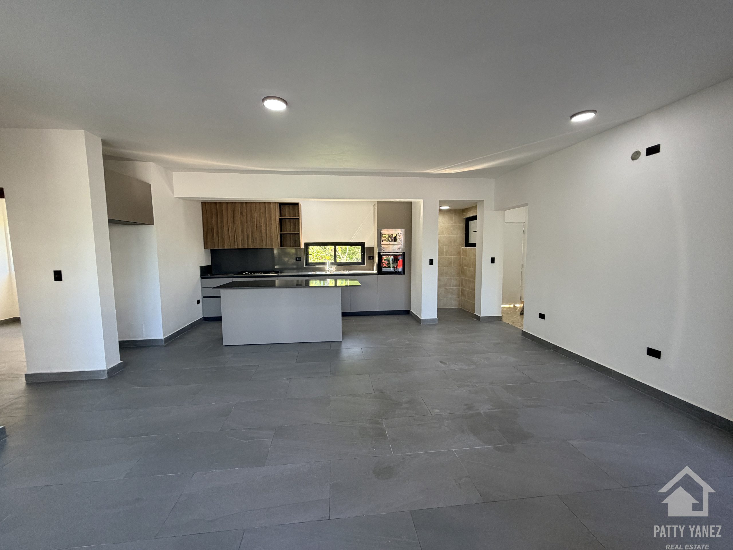 3-Bedroom condo walk to Beach in Encuentro Cabarete