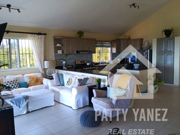 Ocean-View Estate with Separate Guest Residence in Cabrera