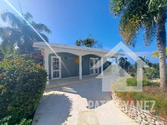 Multi-Unit House in Cabrera Hillside for Sale