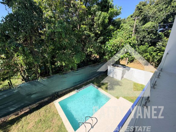 2-Bedroom Villa close to Beach, Modern Interior Decor