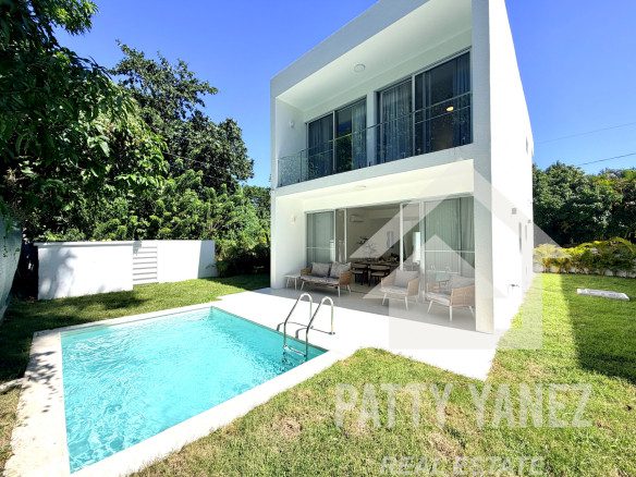 2-Bedroom Villa close to Beach, Modern Interior Decor