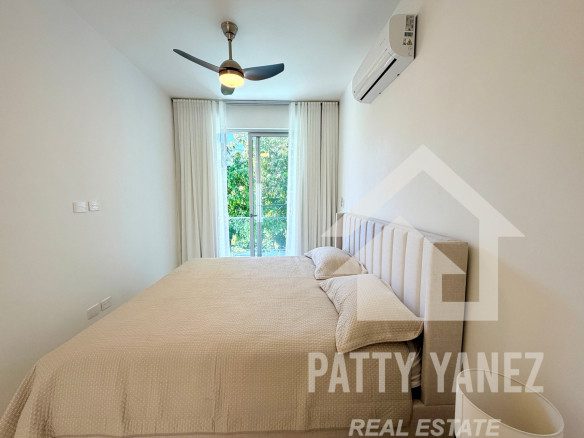 2-Bedroom Villa close to Beach, Modern Interior Decor