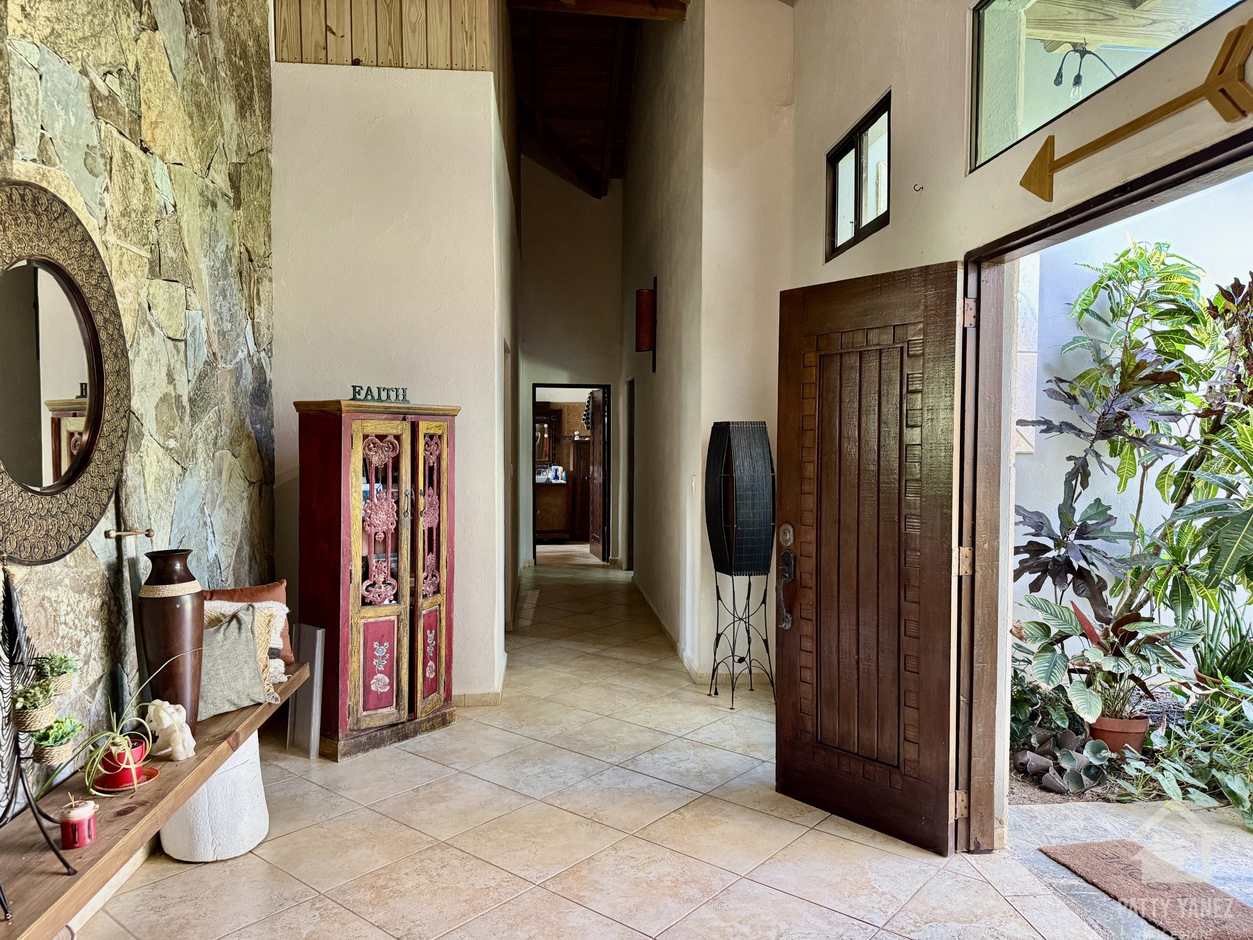5-Bedroom Villa in a Gated Community by Ocean in Cabarete