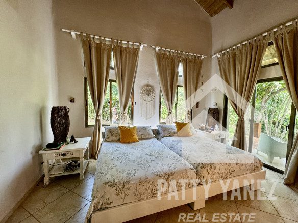5-Bedroom Villa in a Gated Community by Ocean in Cabarete