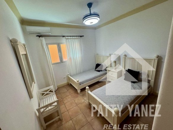 Oceanfront Condo with Sea Views in a Gated Community – Ideal for Living or Investment