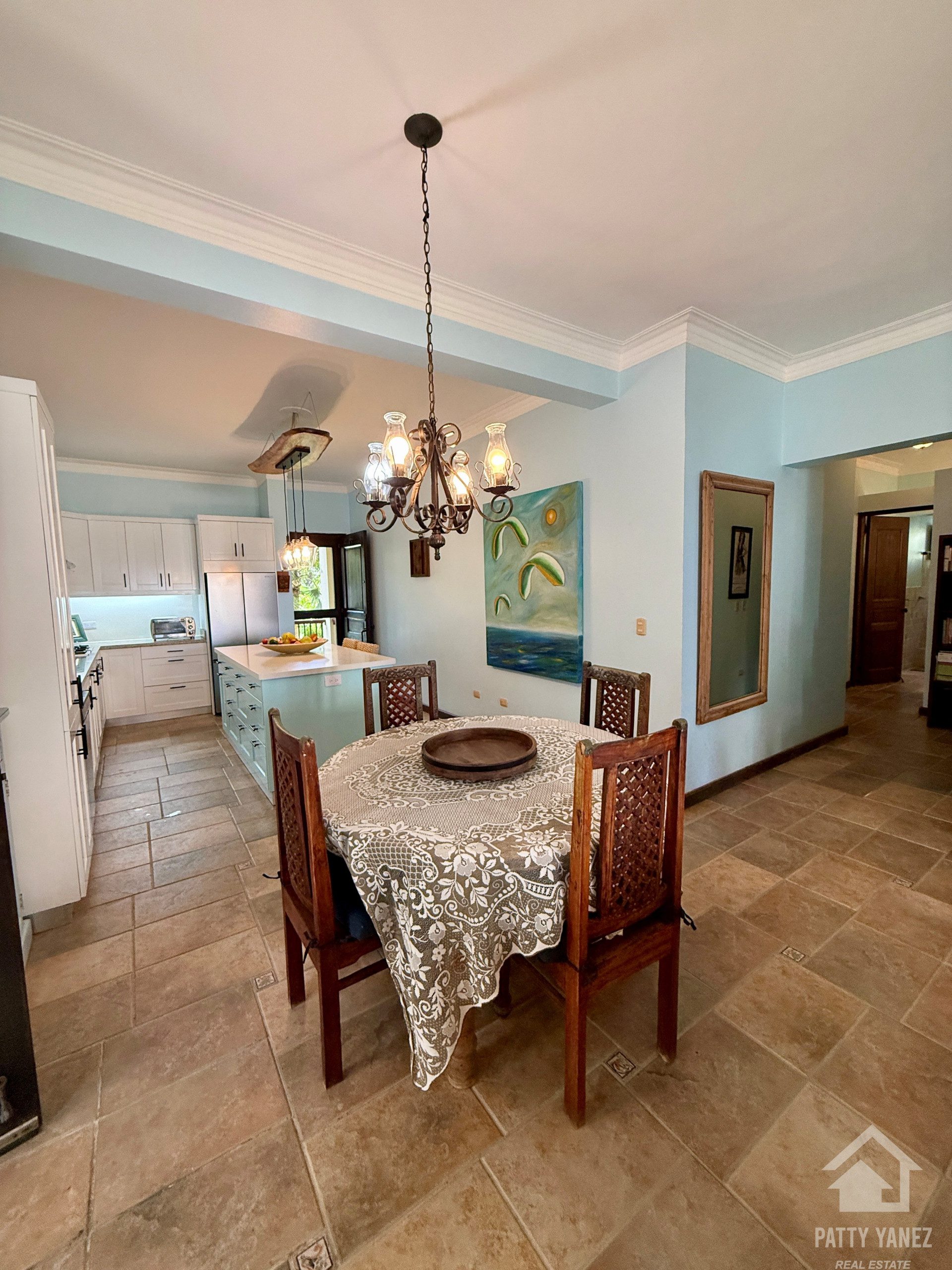 Beachfront 3-Bedroom Condo with Oceanview