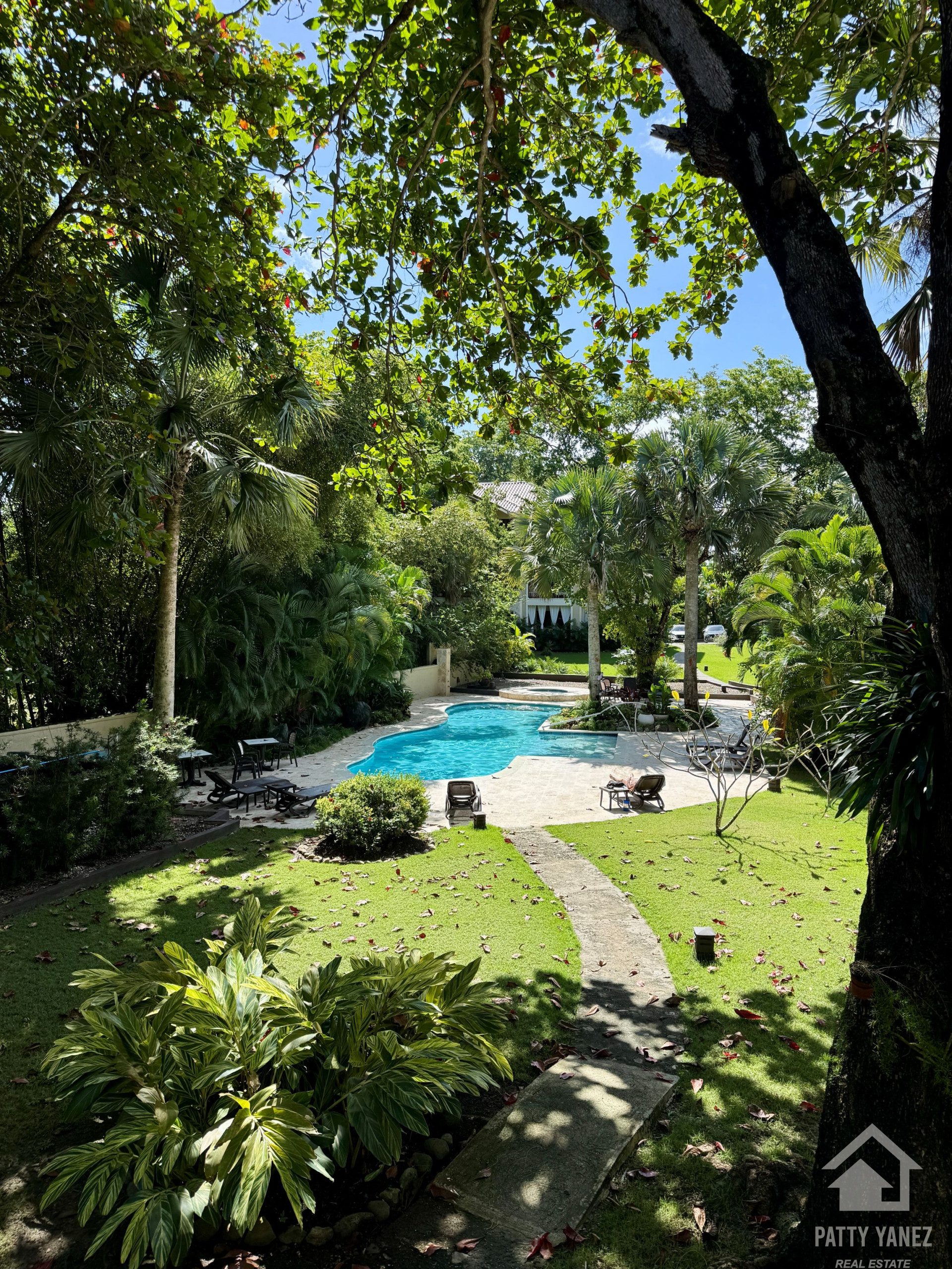 Beachfront 3-Bedroom Condo with Oceanview