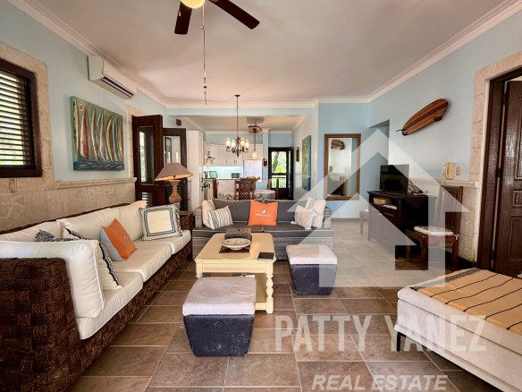 Beachfront 3-Bedroom Condo with Oceanview