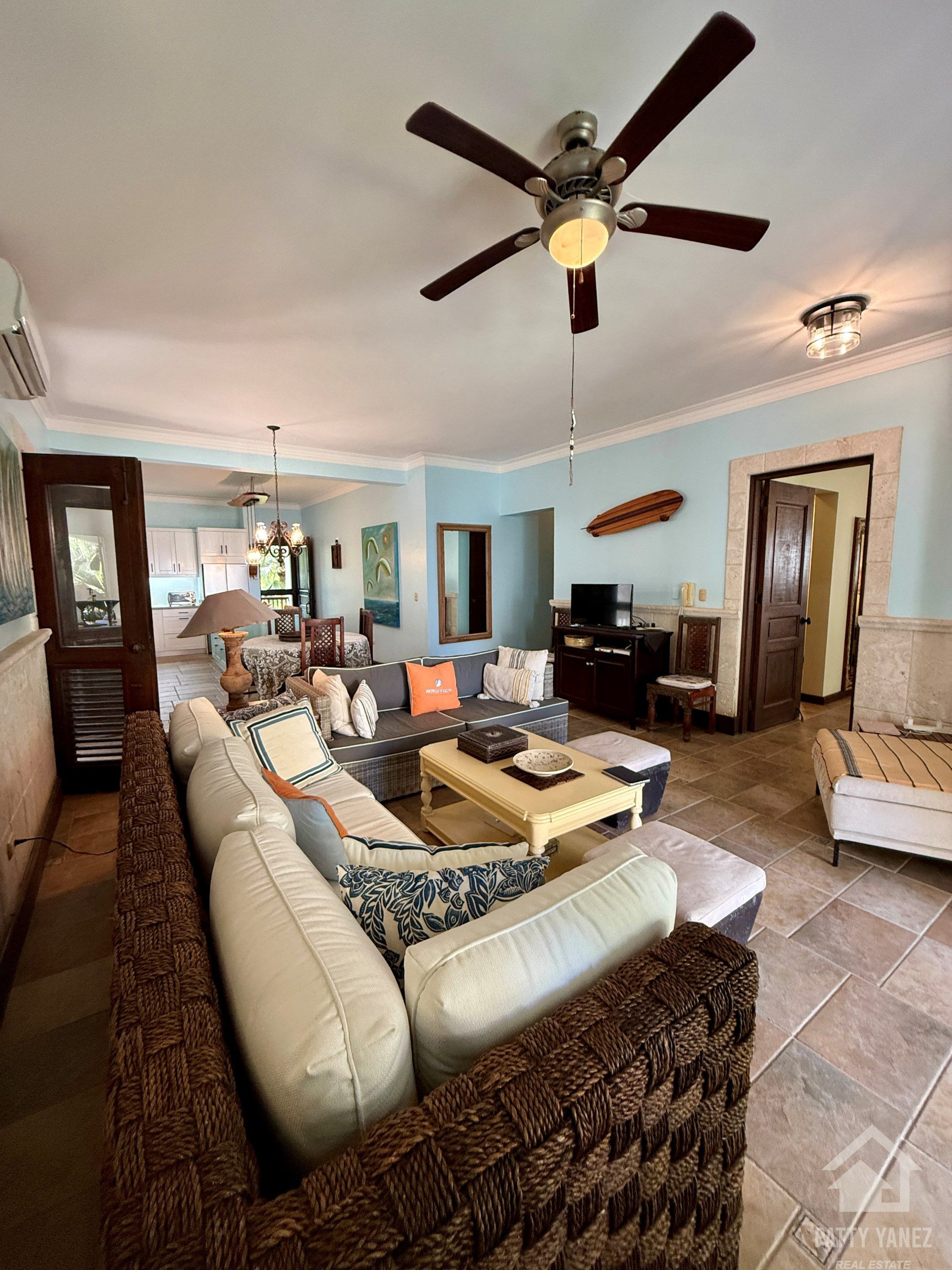 Beachfront 3-Bedroom Condo with Oceanview