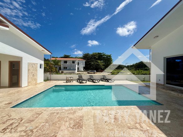 Bright 3-Bedroom Villa in Playa Encuentro, Cabarete