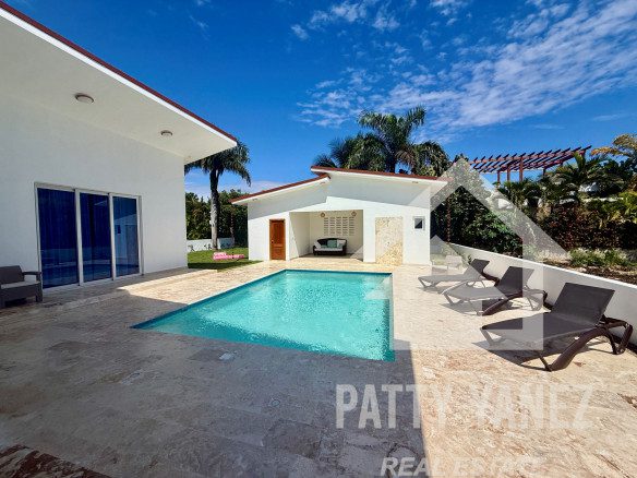 Bright 3-Bedroom Villa in Playa Encuentro, Cabarete