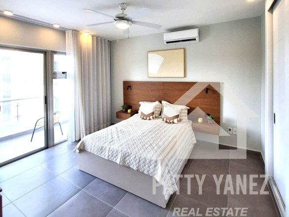Departamento contemporáneo de 2 habitaciones cerca de la playa de Encuentro con servicios de resort