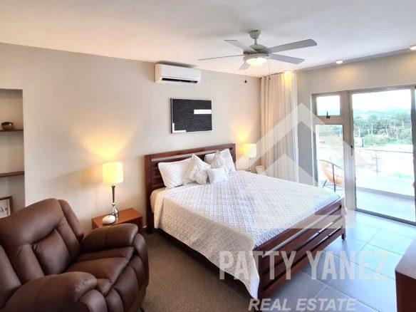Departamento contemporáneo de 2 habitaciones cerca de la playa de Encuentro con servicios de resort