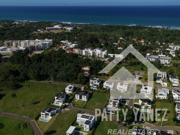 Villa Moderna en Playa Encuentro, Cabarete