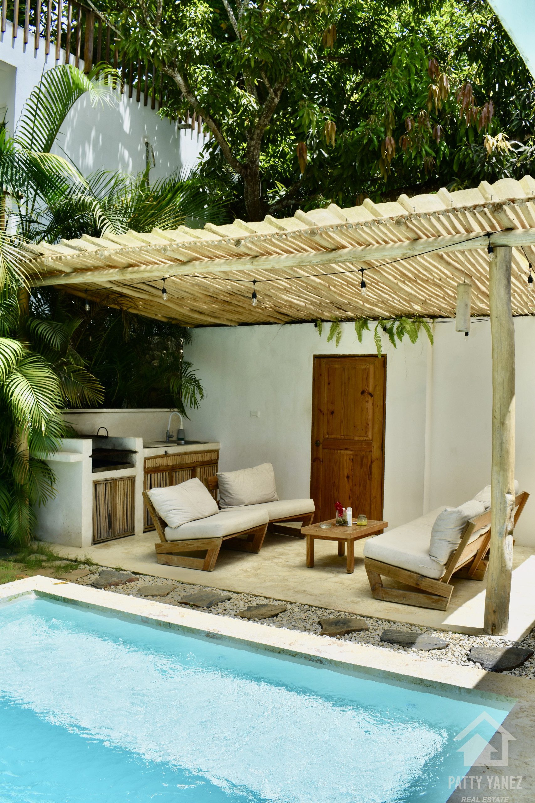 Encantadora villa de 3 dormitorios con piscina en venta en Las Terrenas