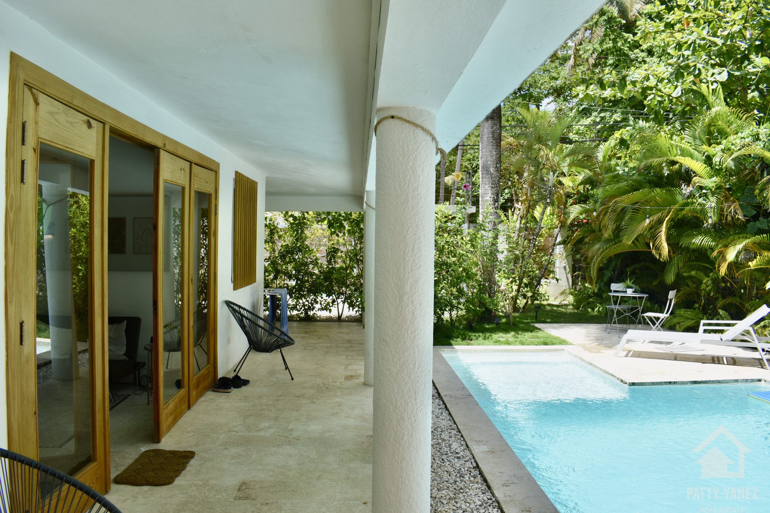 Encantadora villa de 3 dormitorios con piscina en venta en Las Terrenas