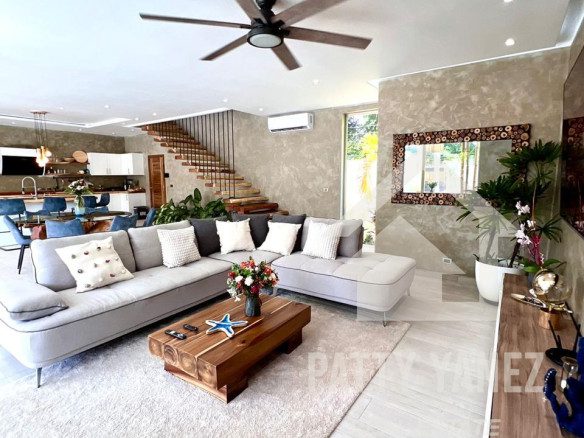 3-Bedroom Caribbean Villa in Las Terrenas with Private Pool and Modern Comforts