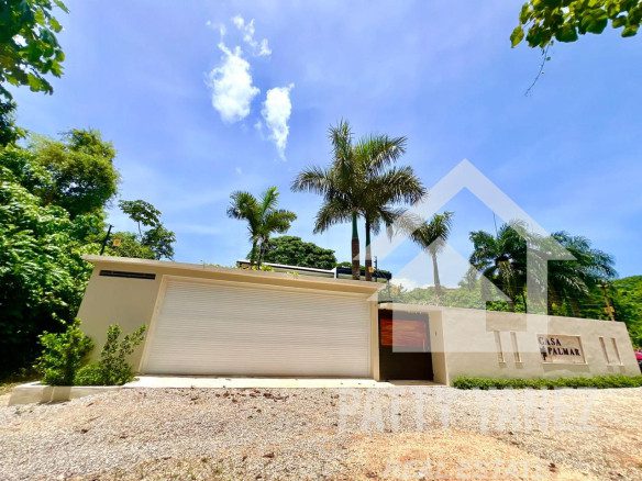 3-Bedroom Caribbean Villa in Las Terrenas with Private Pool and Modern Comforts