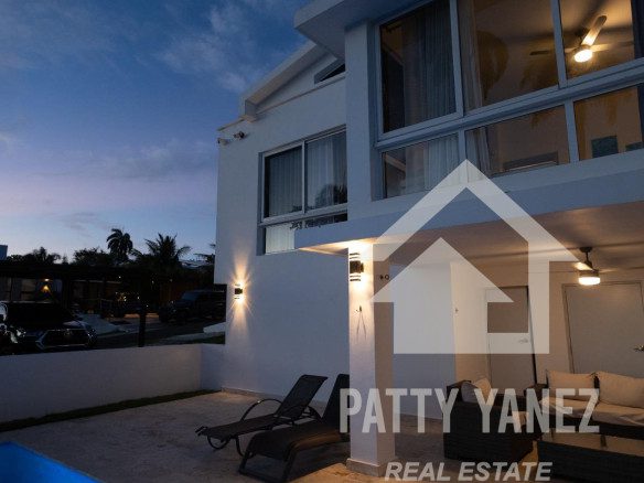 Villa Moderna en Playa Encuentro, Cabarete