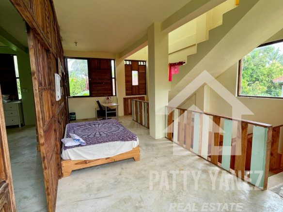 Villa de 2 dormitorios con casas de huéspedes en Playa Encuentro, Cabarete