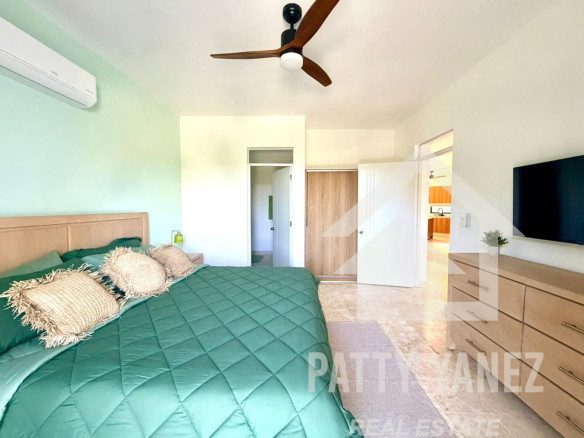 Condominio de 2 habitaciones con vista al mar en venta en Playa Encuentro