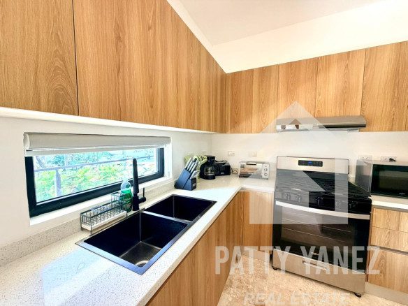 Condominio de 2 habitaciones con vista al mar en venta en Playa Encuentro
