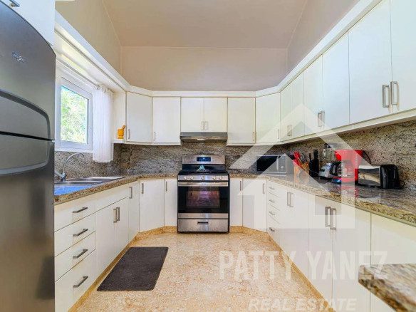4-Bedroom Villa in Gated Sosúa Community