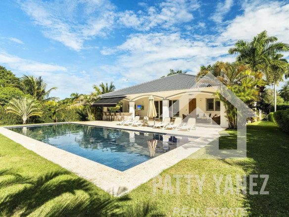 4-Bedroom Villa in Gated Sosúa Community