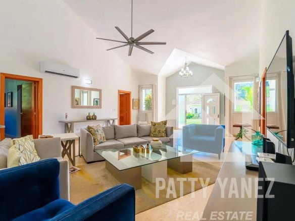 4-Bedroom Villa in Gated Sosúa Community